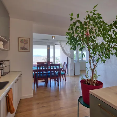 Eco Friendly Artemisia Zadar