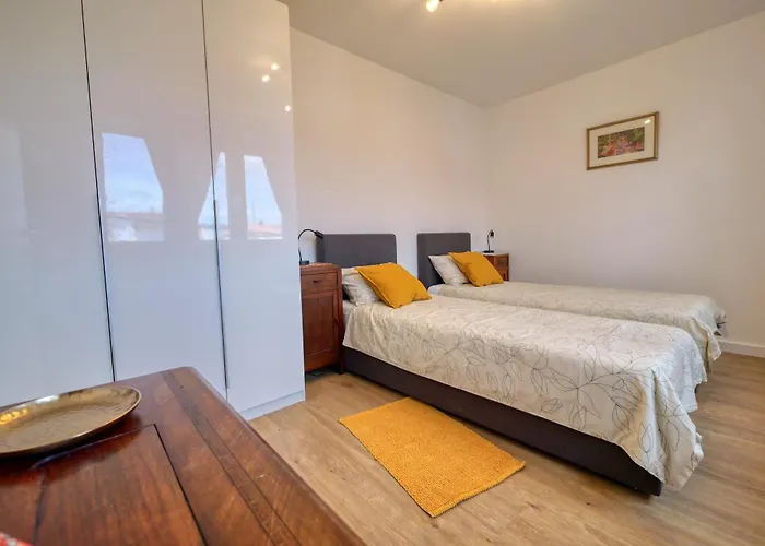 Eco Friendly Artemisia