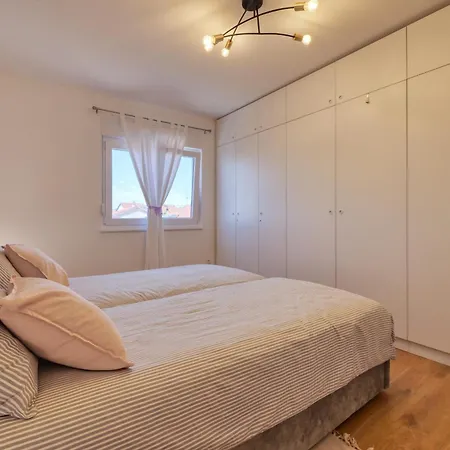 Appartement Eco Friendly Artemisia Zadar